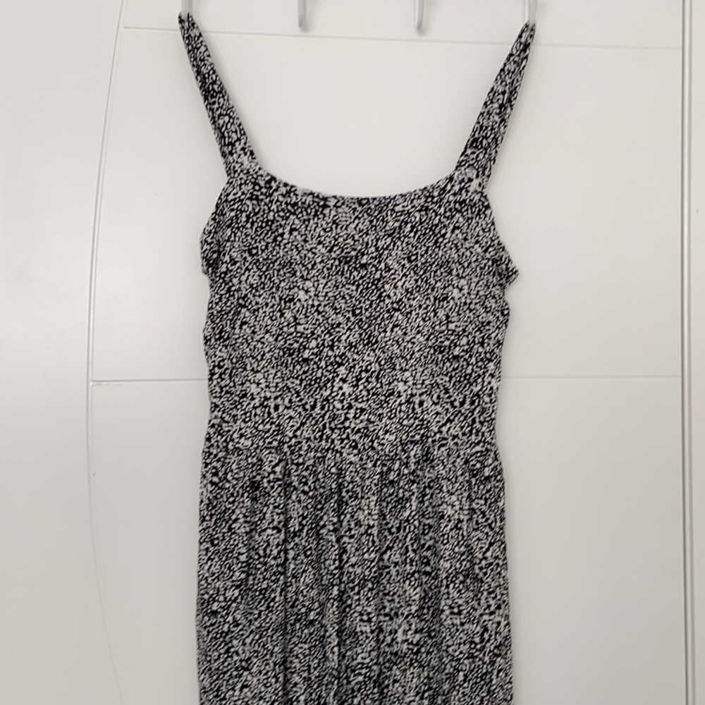 Printed Jumpsuit with Pockets - Picture 2 of 5